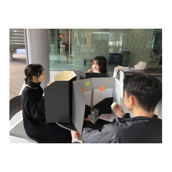 外：ブラック／内側：グレー