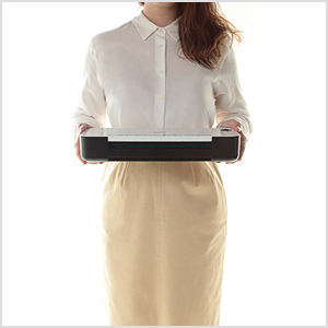 約0.9kgの軽量タイプ。