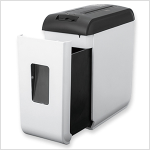 細断屑を捨てやすい引き出し式